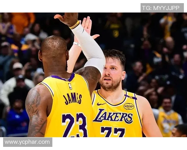 火箭与勇士激战正酣5月21日比赛精彩回顾与分析